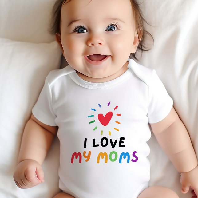 I kärlek, min Mammor-Pride-dag, förtjusande T Shirt (Celebrate Pride Day with our adorable baby bodysuit! I love my moms)