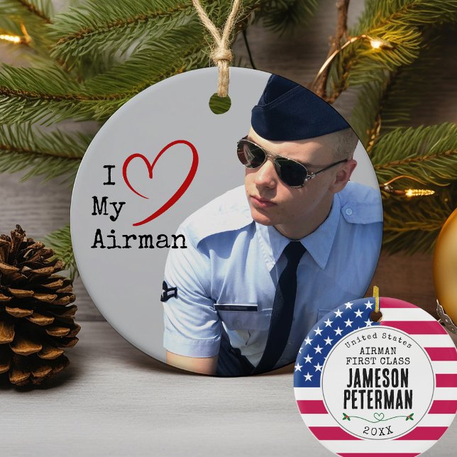 I Kärlek mitt flygplan Soldier Namn I militärt fot Julgransprydnad Keramik (I love my Airman, Soldier, Marine, Sailor, Guardian, Guardsman, USA Flag Military Christmas ornament)