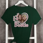 I Kärlek My Bestie Heart Photo  Rosa T Shirt<br><div class="desc">Tittar du en söt gåva till din bestie? Den här roligtens hjärtedesign kan vara personlig med ett favoritfoto.</div>