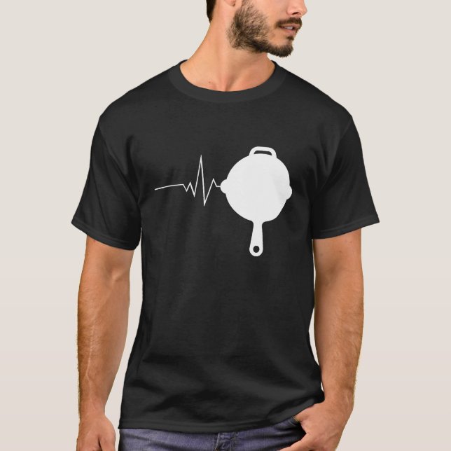 I Kärlek My Cast Järn Skillets Funny Cooking T-Shi T Shirt (Framsida)