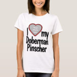 I Kärlek My Doberman Pinscher Red Heart Photo Ram T Shirt<br><div class="desc">Den här roligtens t-shirt låter dig visa hur mycket du kärlek din Doberman Pinscher! Skjortan har en roligt hjärtformade fotodroppe i ram där du kan ladda upp ett foto av din egen Doberman Pinscher. Hundälskarna kommer att falla i kärlek med roligtens anpassade t-shirt som gör att du kan ladda upp...</div>