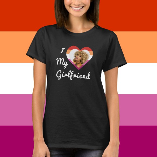 I Kärlek My Girlkompis Lesbisk Pride Anpassningsba T Shirt (Skapare uppladdad)
