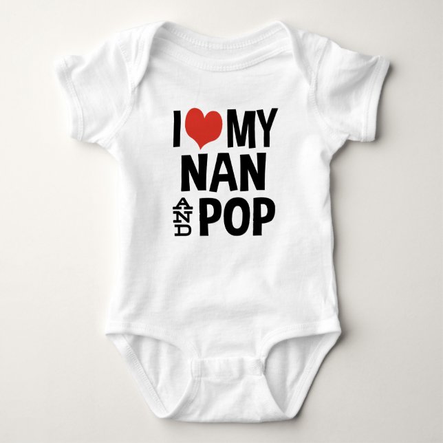 I Kärlek My Nan och Pop Tee Shirt (Framsida)