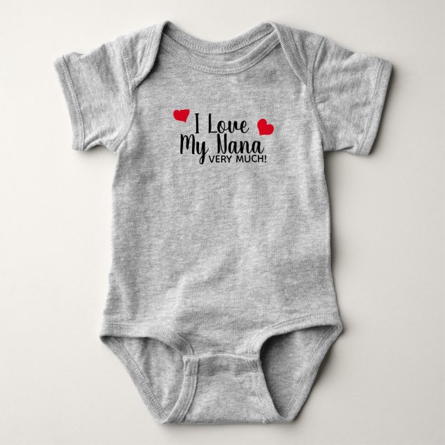I Kärlek My Nana Mycket Red Hearts Grått T Shirt (Framsida)