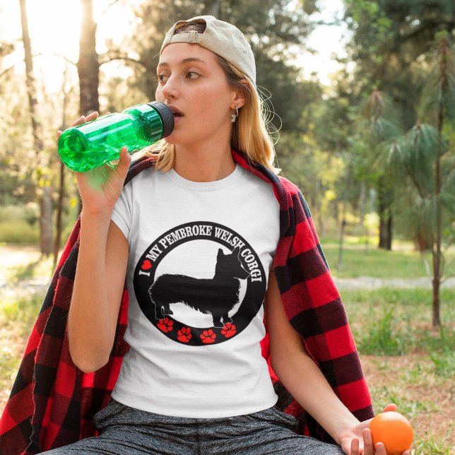 I Kärlek My Pembroke Welsh Corgi T-Shirt (Skapare uppladdad)