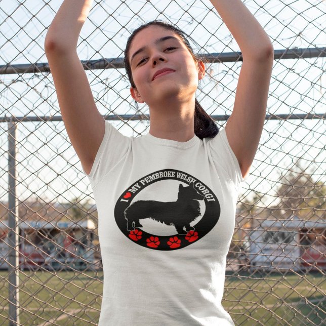 I Kärlek My Pembroke Welsh Corgi T-Shirt (Skapare uppladdad)