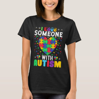 I Kärlek någon med autism Awareness Manar Women Ki T Shirt