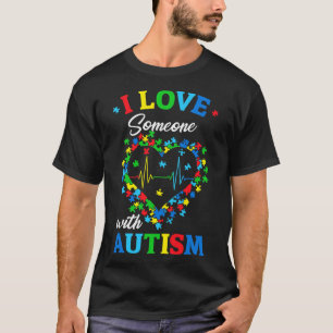 I Kärlek någon med autism Awareness Manar Women Ki T Shirt