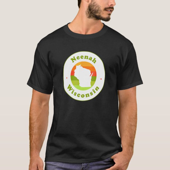 I Kärlek Neenah Wisconsin Wi Vacation Souvenir T Shirt (Framsida)