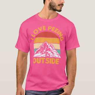 I Kärlek Peeing utanför Camping Hiking Camper Vint T Shirt