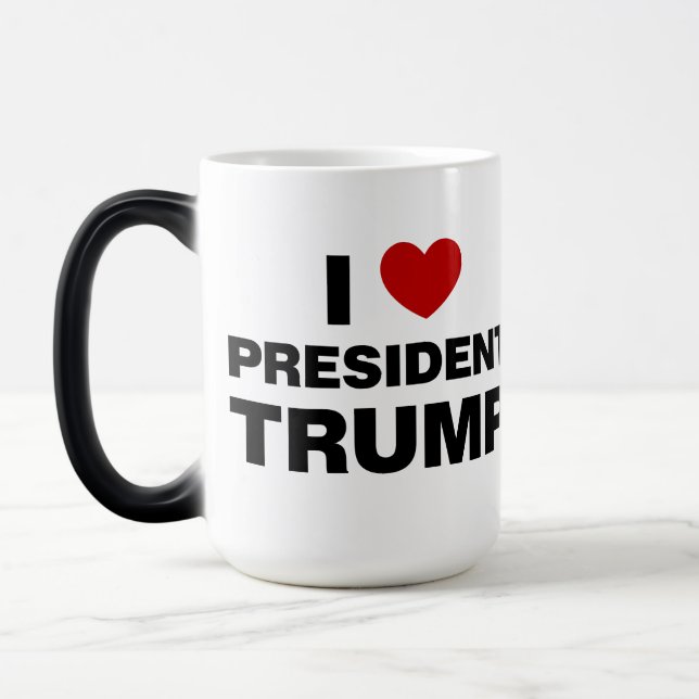 I Kärlek president Trump Heart Magisk Mugg (Vänster)