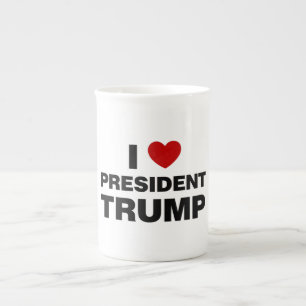 I Kärlek president Trump Hjärta Benporslin Mugg