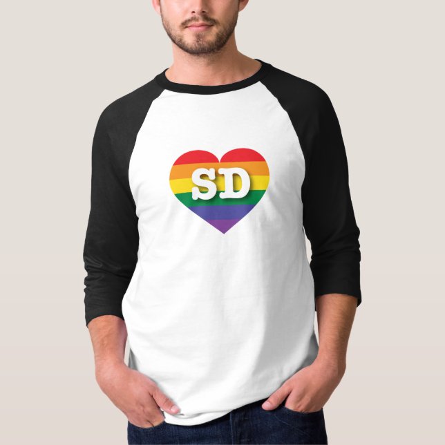 I Kärlek South Dakota Rainbow Heart T Shirt (Framsida)
