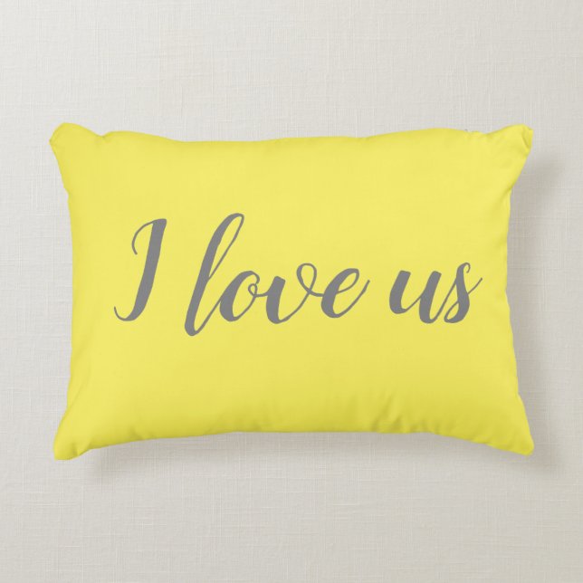 "I kärlek us" på Söt Gult Dekorpanel Prydnadskudde (Framsidan)