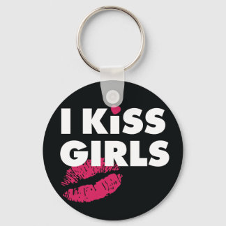 I Kiss Girls Keychain Nyckelring