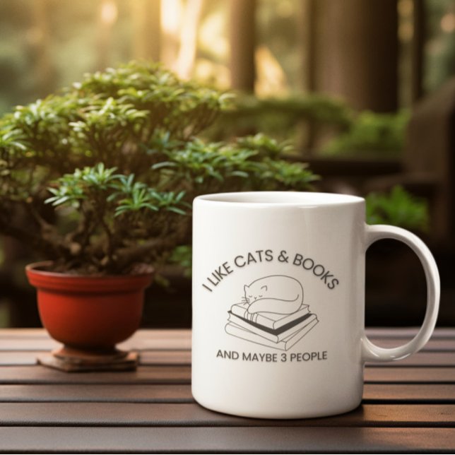 I like cats and books and maybe 3 people Mug Kaffemugg (Skapare uppladdad)
