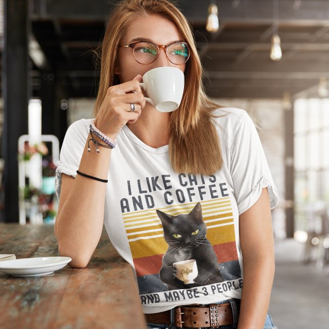 I Like Cats and Coffee And maybe 3 People Cat Love T Shirt (Skapare uppladdad)