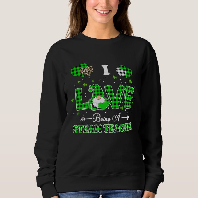 I Love Being STEAM Teacher Gnome Leopard Patricks  T Shirt (Framsida)