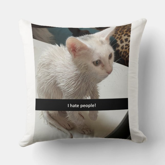 I Love Cats Pillow. I Hate People Cat Pillow. Kudde (Baksida)