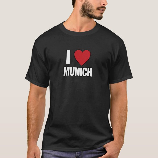 I LOVE MUNICH Germany Europe with Red Love Heart T Shirt (Framsida)