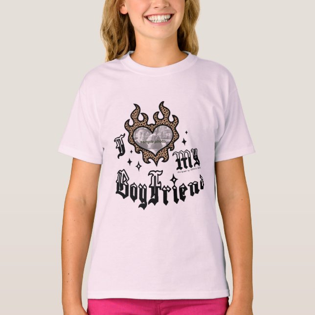 I Love My Boyfriend - Cheetah - DingusDesign T Shirt (Framsida)