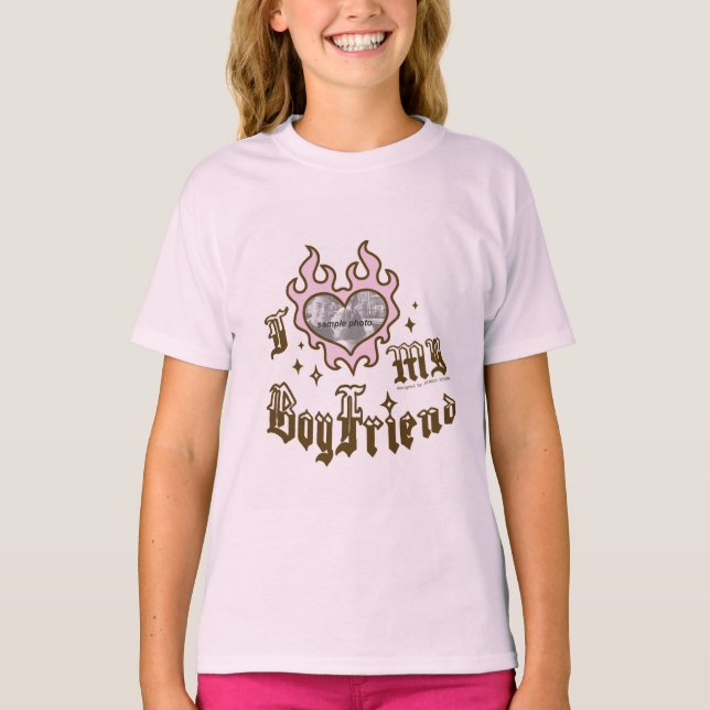 I Love My Boyfriend - Red - DingusDesign - BbyTee T Shirt (Framsida)