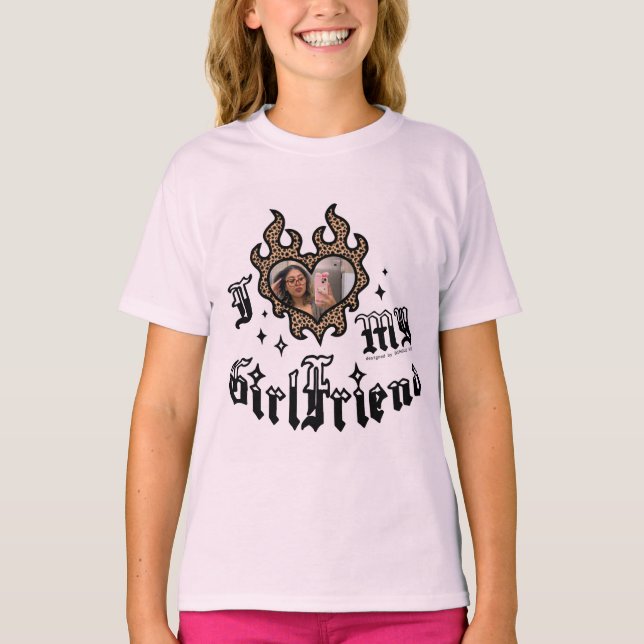 I Love My Girlfriend - Cheetah - DingusDesign T Shirt (Framsida)
