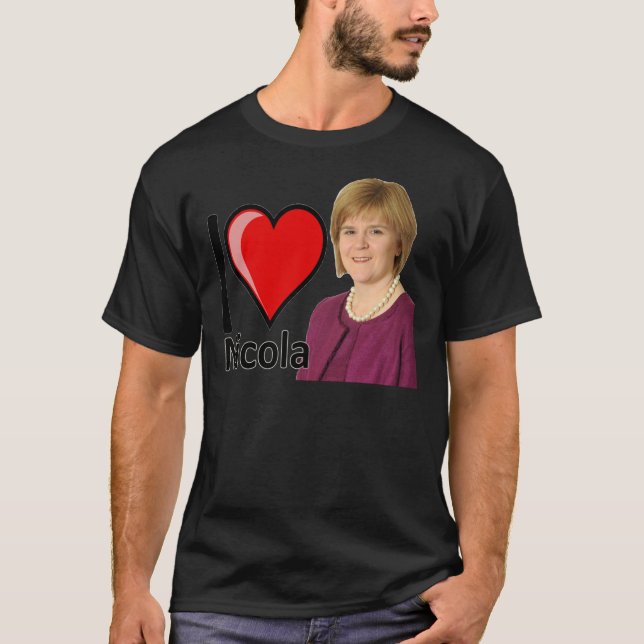 I Love Nicola Sturgeon Essential T-Shirt (Framsida)