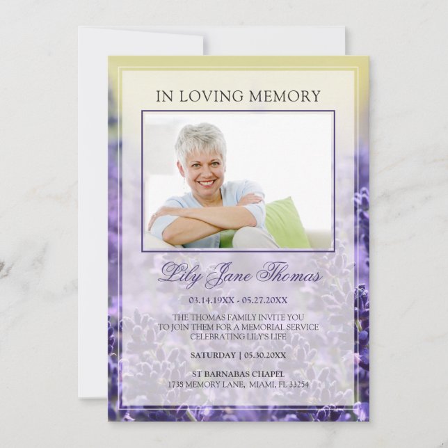 I Loving Memory Elegant Lavender Funeral Photo Inbjudningar (Framsida)
