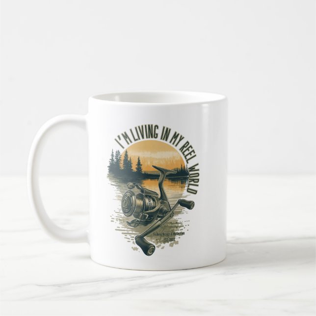 I’m Living in My Reel World | Fishing lake  Kaffemugg (Vänster)