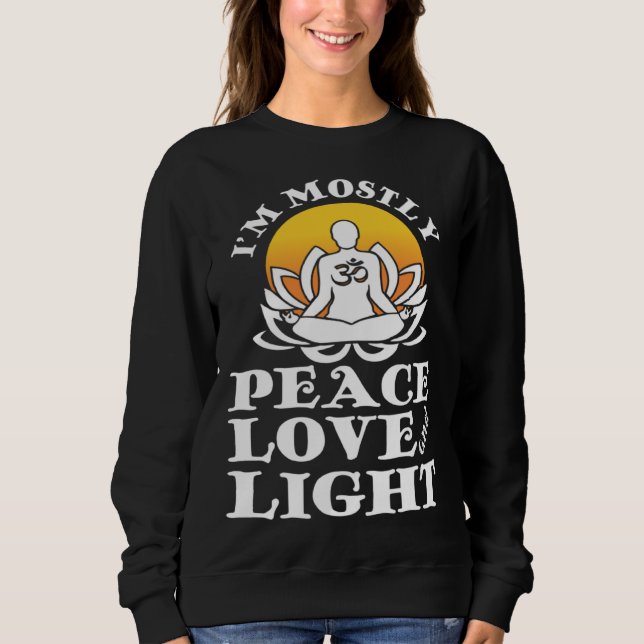 I m Mostly Peace Love And Light Retro Yoga  Namast T Shirt (Framsida)