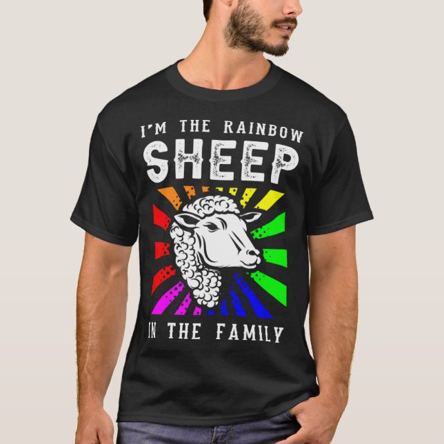 I m The Rainbow Sheep In The Family Transgender Ga T Shirt (Framsida)