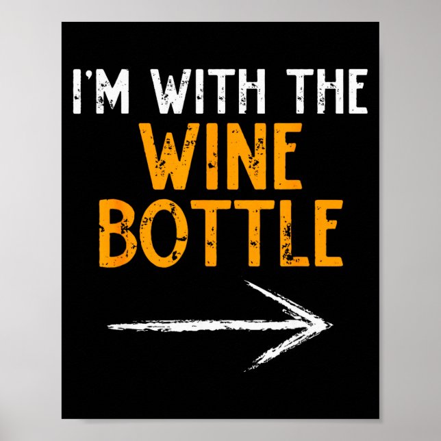 I’m With The Wine Bottle Halloween Matching Couple Poster (Framsidan)