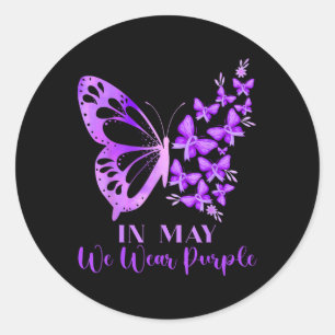 I maj Bäror vi Lila Butterfly Lupus Medvetenhet Runt Klistermärke