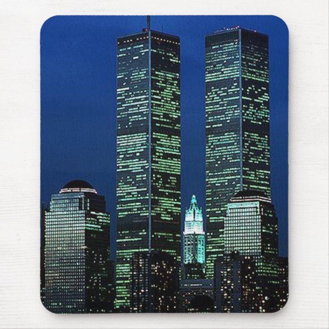 I Memoriam i minne av tvillingbröder WTC NYC Musmatta (Framsidan)