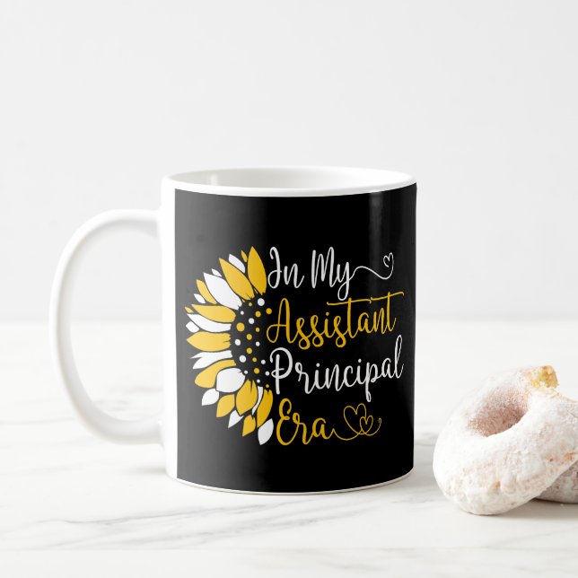 I min assistent Principal Era School Lacher Funny Kaffemugg (Med munk)