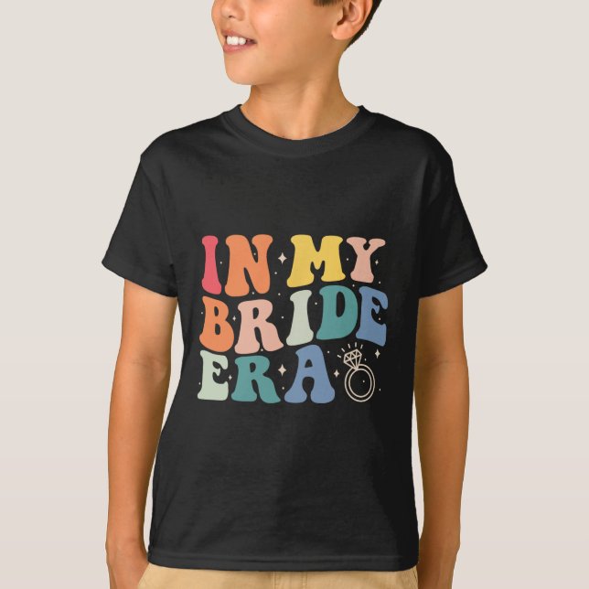 I Min Brud Era Groovy Möhippa Bröllopsfest  T Shirt (Framsida)