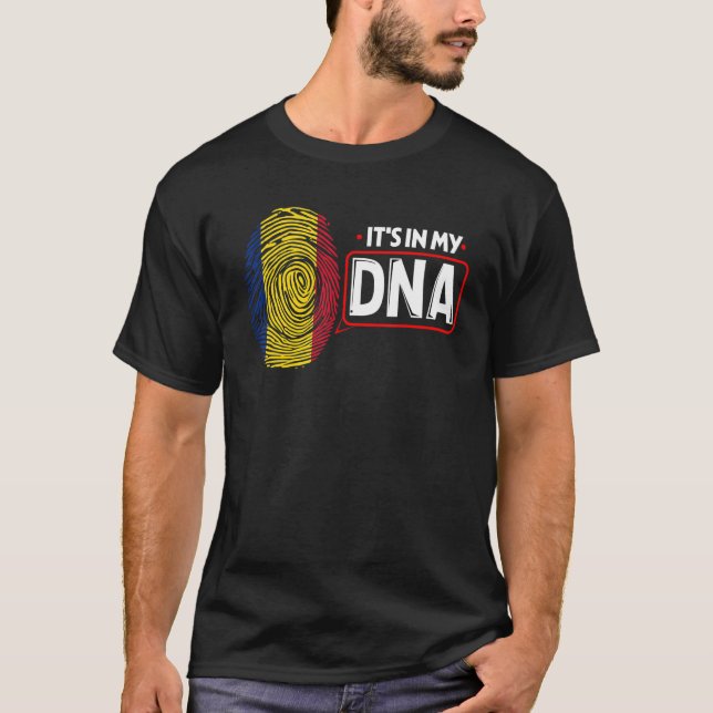 I min DNA-Flagga, den rumänska patriotiska romen T Shirt (Framsida)