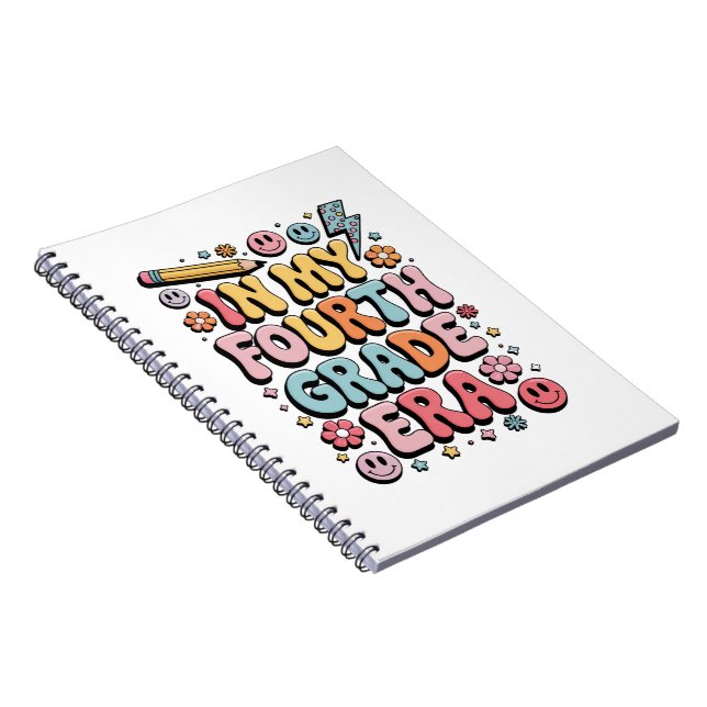 I min fjärde Klass-eran, fjärde Klass Back to scho Anteckningsbok (Högra Sidan)