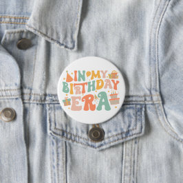 I min födelsedagsEra | Pastel Groovy Lettering Knapp