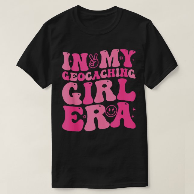 I min Geocaching Girl Era Retro for Girl 1 T Shirt (Design framsida)