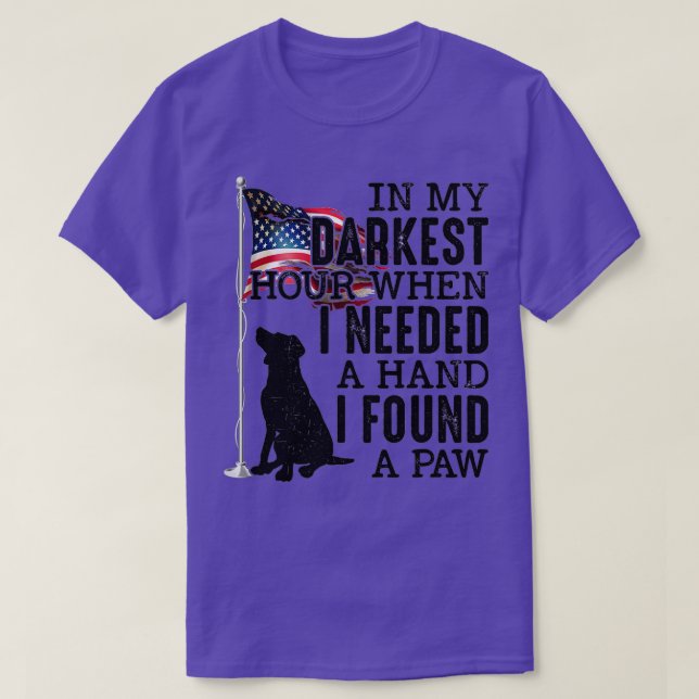 I min mörkaste timme nådde jag en hand och hittade t shirt (Design framsida)