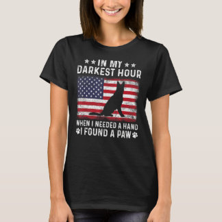 I min mörkaste timme när jag behövde en hand hitta t shirt