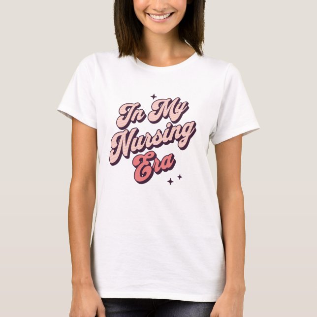 I min sjuktid, Trendig sjuksköterska T Shirt (Framsida)