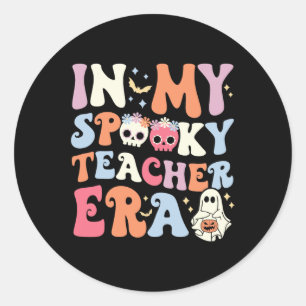 I min talokylärare Era Halloween Groovy Witchy T Runt Klistermärke