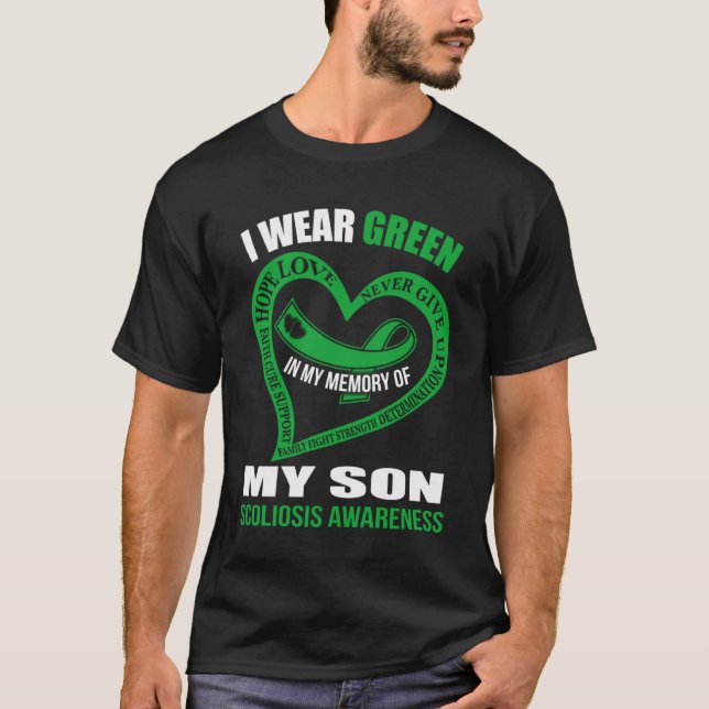 I minnet av min son SCOLIOSIS MEDVETENHET T Shirt (Framsida)
