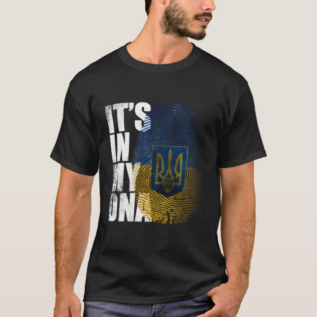 I mitt Dna Ukrainas stöd Ukraina står jag Wi T Shirt (Framsida)