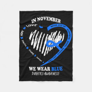 I november Bära Blue Messy Bun Diabetes Awaren Fleecefilt