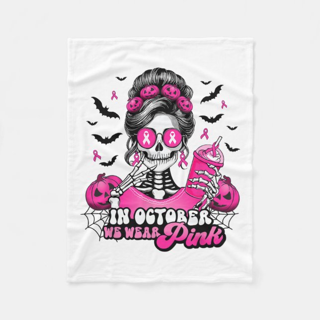 I oktober Bära Rosa Breast Cancer Skeleton Hal Fleecefilt (Framsidan)