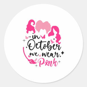 I oktober bära vi rosa ribbon häxhalloween bre runt klistermärke
